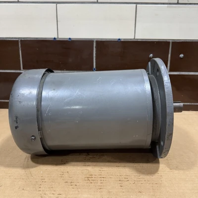 NEW Baldor MVM3613D