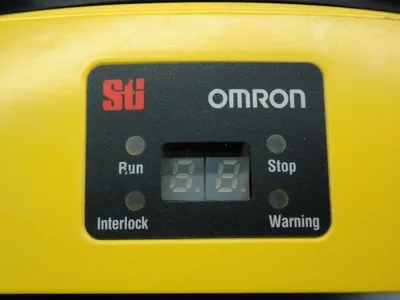 USED OMRON OS32CSP1