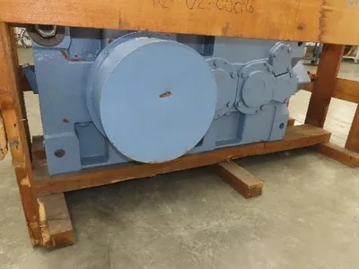 Hansen Transmission RLF43-BNR 112 Gear Reducer 111.18:1 Gearbox 97Hp 15.7 RPM
