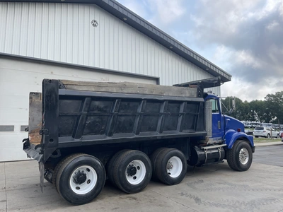 Used 2000 KENWORTH T800 TRI-AXLE DUMP TRUCK Dump trucks Michigan US | Miedema Asset Management Group #1436985