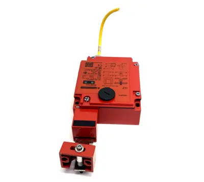 USED TELEMECANIQUE XCSE-7313, XCSE 7313, XCS-E7313