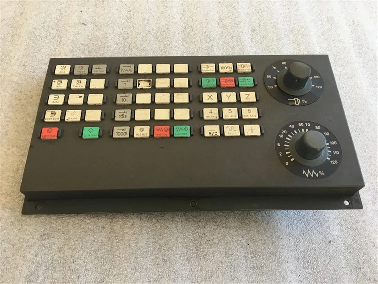 Used SIEMENS 6FC5203-0AC00-1AA0 (1)-CNC-TASTATUR OP0325 Misc Electrical & Power Parts BE | Apt International N.V #363772