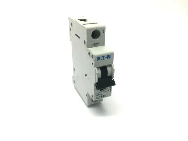 Used EATON CIRCUIT BREAKER Circuit Breakers | Maverick Industrial Sales #1115187