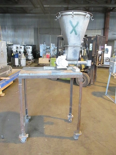 Used _UNKNOWN_ _UNKNOWN_ Screw Feeders Ohio US | Federal Equipment Company #1553228