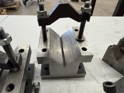 Used _UNKNOWN_ _UNKNOWN_ V-Blocks Michigan US | Miedema Asset Management Group #1293186