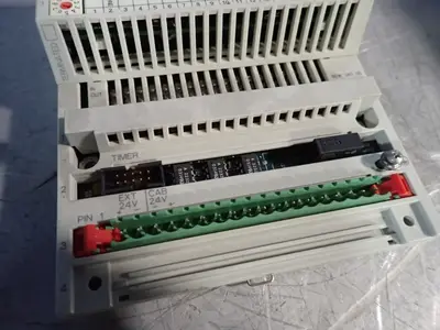 USED SQUARED 5204634453