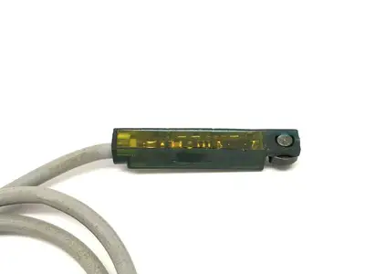 Used FESTO T-SLOT PROXIMITY SENSOR 3-PIN 525899 Proximity Sensors Michigan US | Maverick Industrial Sales #1092540