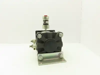 Hirotaka RB-160-30-28 Pneumatic Rush Booster Hydraulic Cylinder Booster 100 PSI