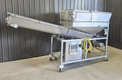 Used Screw Conveyor, 9” diameter x 108” long, Variable Speed