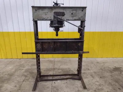 USED DAKE 75H