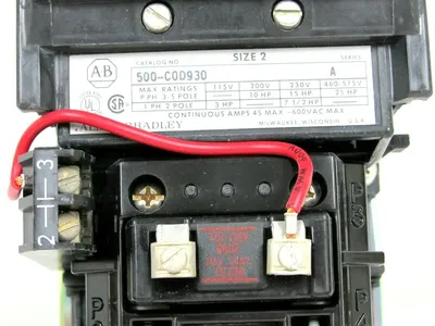 NEW ALLEN BRADLEY 500-C0D930 AC CONTACTOR SER A 500C0D930