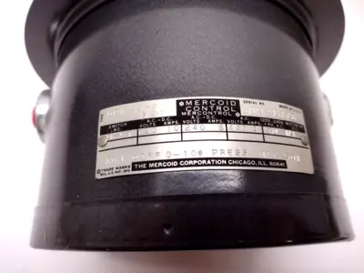 New | in-Stock MERCOID MERCONTROL PRESSURE SWITCH 0-10LB PRESSURE, 50LB MAX Pressure Switches | Maverick Industrial Sales #1104781