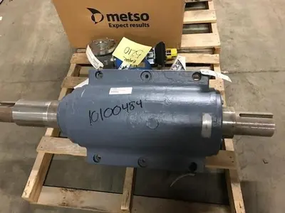 Beloit 30 inch DD4000 Refiner Quill (NEW or Rebuilt))