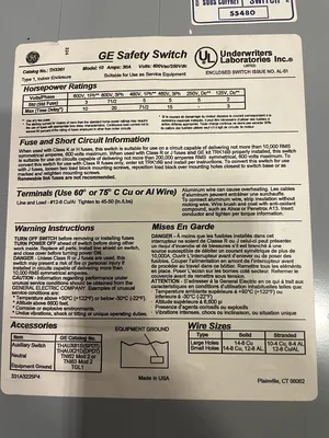GE TH3361 30A 3 Pole Fusible Safety Disconnect Switch 600VAC 250VDC
