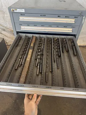 10 DRAWER STANLEY VIDMAR CABINET. STOCK #0538126