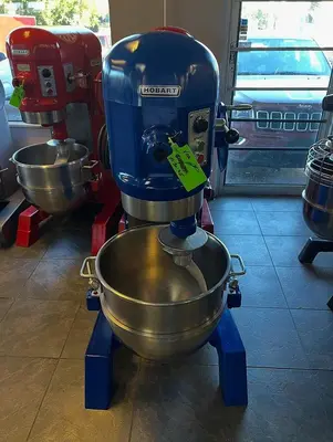 Hobart H-600 60 Qt Mixer 1HP - 3Ph - 200v New Stainless Bowl And Dough Hook
