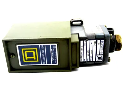 USED SQUARE D 9012-GSG-2 PRESSURE SWITCH 80-675 PSIG 9012GSG2