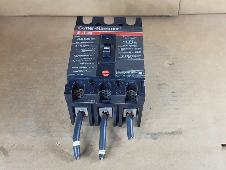 Used EATON CUTLER-HAMMER FS360100A Switchgears British Columbia CA | Lenmark #409361