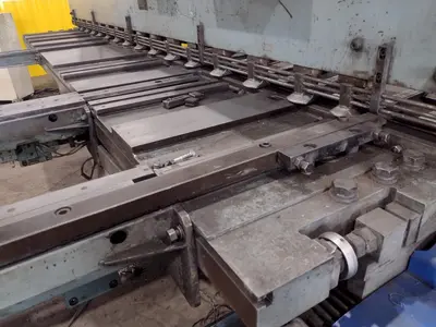 13' x 1/4" AMADA MODEL #M-4065 MECHANICAL POWER SQUARING SHEAR, FRONT GUAGING, CONVEYOR & STACKER: STOCK #19272