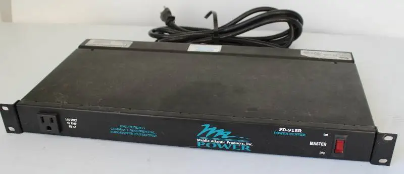 Middle Atlantic PD915 R, 9 Outlet Rack Mount Power Center