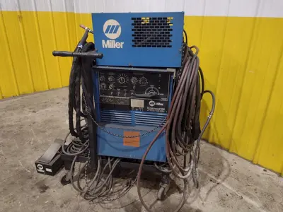 MILLER MODEL #SYNCROWAVE 250 AC/DC WELDER & RADIATOR-1 CHILLER: YOBRO #24819