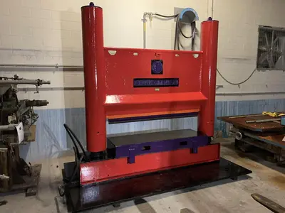 USED BLACK CLAWSON ROLL SPLITTER