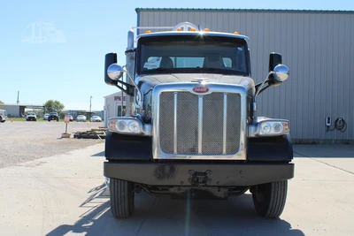 Used 2019 PETERBILT 567 Tractors & Trailers Texas US | Roll Off Truck World #1486370