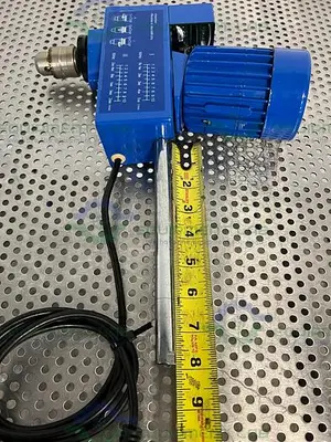 USED CHEMGLASS UNKNOWN MODEL DIGITAL OVERHEAD HOMAGINIZER  / STIRRER 2500 RPM