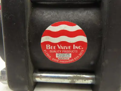 Bee Valve 4011D-20 1-1/2" NPT Full Port Ball Valve Polypropylene Lot of 3