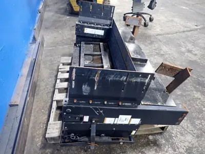 USED TOMMY GATE CO. 1500 LBS