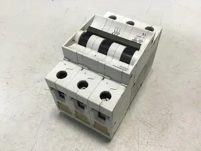 USED SIEMENS 5SX23C6