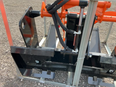 Used WOLVERINE TG42 RAW WOOD GRABBING SKID STEER ATTACHMENT Log Grapples Michigan US | Miedema Asset Management Group #1768763