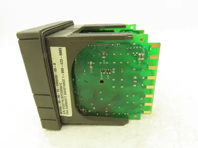 Honeywell UDC2300 Mini-Pro Temperature Controller DC230L-E0-00-10-0000000-00-0
