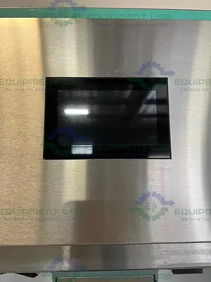 USED NORLAKE NSWDF492SSS/0A WHITE DIMOND SERIES DOUBLE DOOR FREEZER -20°C, 49 CU. FT.