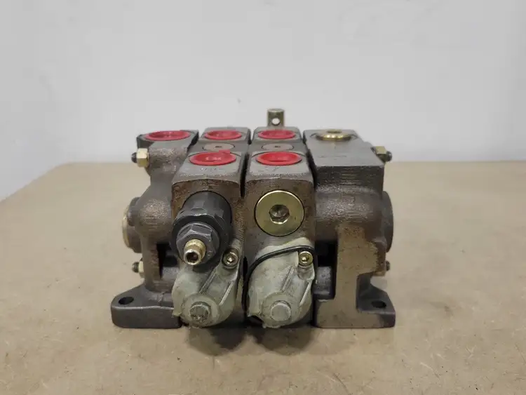 Used SALAMI 123517301 Parts (Hydraulics and Pneumatics) British Columbia CA | Lenmark #264667