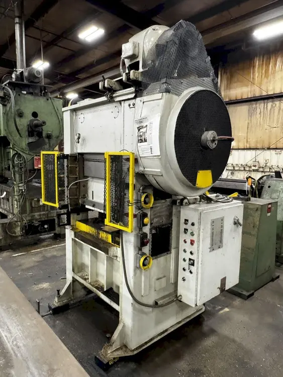 Used L&J _UNKNOWN_ Straight Side Presses Ohio US | Yoder Brothers machinery #207311
