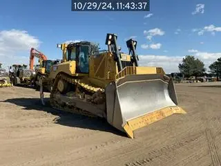 USED 2019 Caterpillar D8T