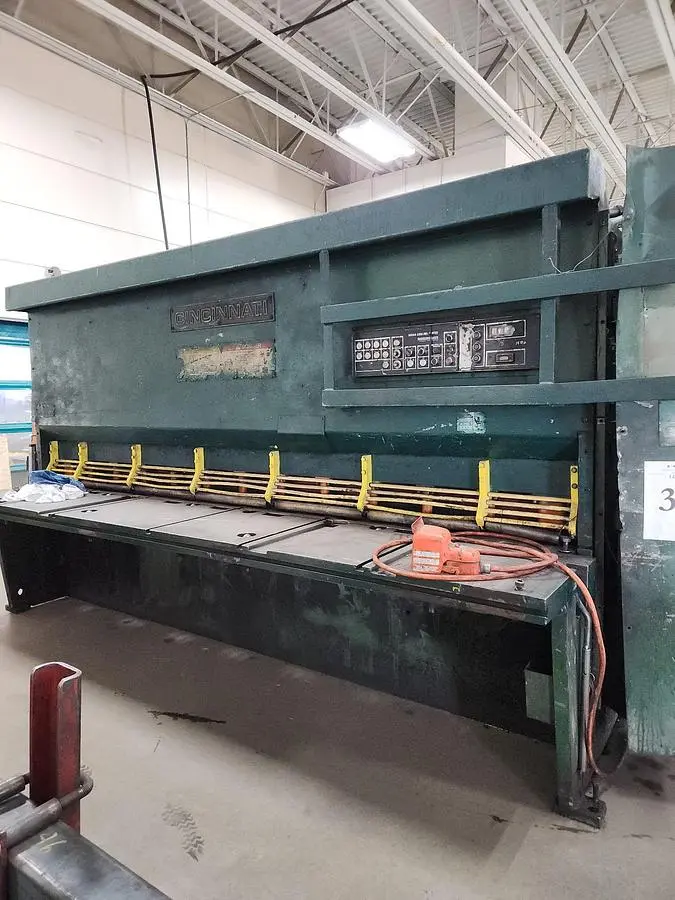 12' x 1/2" Cincinnati Hydraulic Power Squaring Shear