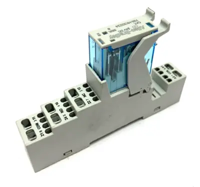 Used Allen-Bradley 700-HN224, 700-HK32Z24 Proximity Sensors Michigan US | Maverick Industrial Sales #1395056