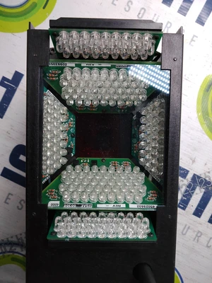 USED Universal Instruments 47063202