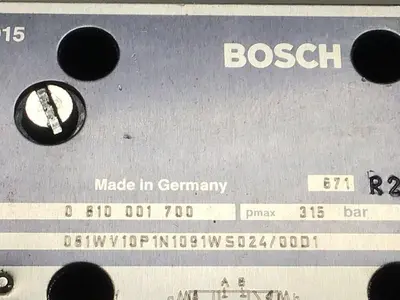 USED BOSCH 0 810 001 700