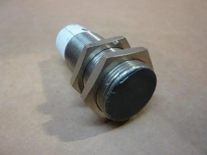 NEW BALLUFF BES 516-327-S4-C