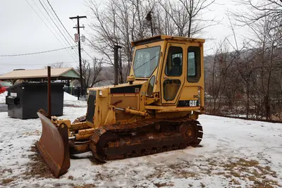 Used 1989 CATERPILLAR D4C Bulldozers Pennsylvania US | Proxy Equipment #1377697