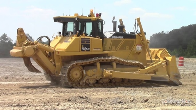 USED 2017 Komatsu D155AXi-8