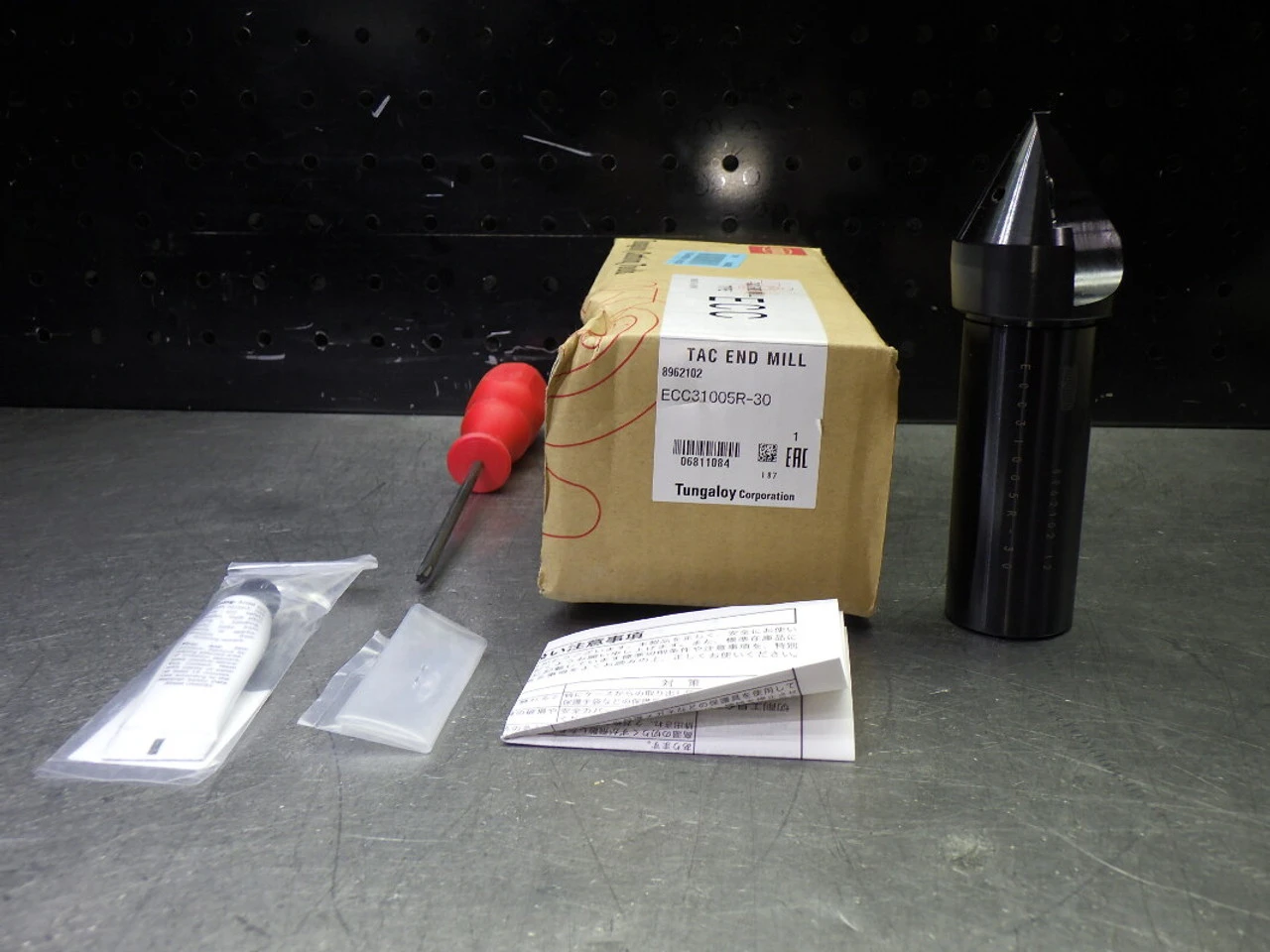 Tungaloy 34mm 60 Deg 1 Flute Chamfer Mill 32mm Shank ECC31005R-30 (LOC2848D)