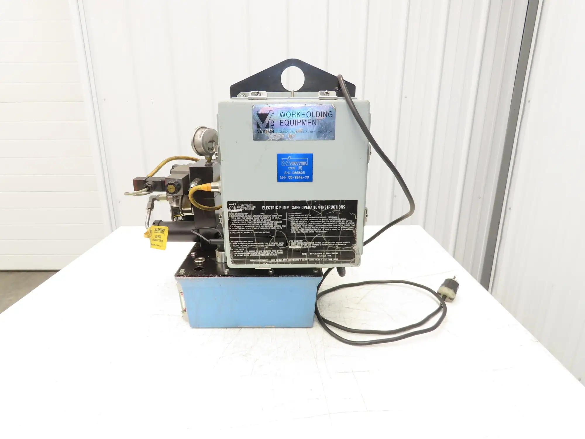 Vektek Vector Flo Hydraulic Manual Workholding Pump Power Pack 2.5gal 5000psi
