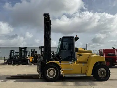 Used 2022 YALE GDP360EF Internal Combustion Forklifts: Pneumatic Tire Illinois US | Somerset Equipment Sales #1546180