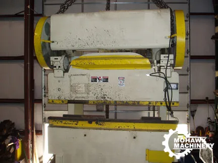 6' X 5/32" EXCELSIOR “60-6” 60-TON MECHANICAL PRESS BRAKE - 4’6” BETWEEN HOUSINGS - 5 HP MOTOR