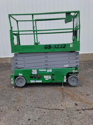 USED 2016 Genie GS-3232