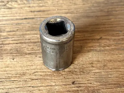 Craftsman 1/2" Drive 19MM 12 Point Shallow Socket Metric G2 44238 USA